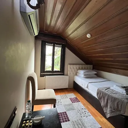 طاهر أغا كوناجي 4*