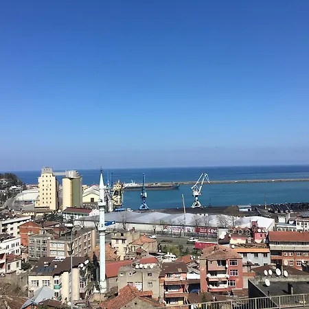 طاهر أغا كوناجي فندق